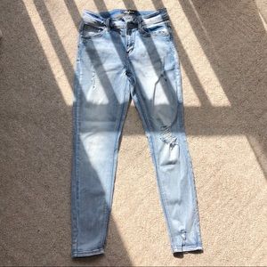 Mid rise skinny jeans